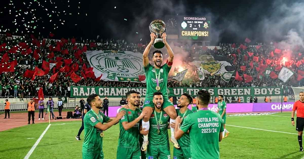 الرجاء الرياضي يُعزز صدارته في الدوري المغربي بفوز صعب على الجيش الملكي